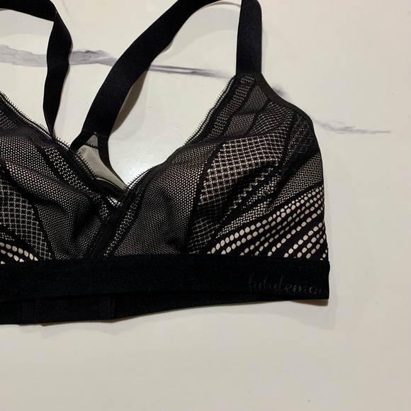 Awake to lace bra 34D - Picture 12 of 15